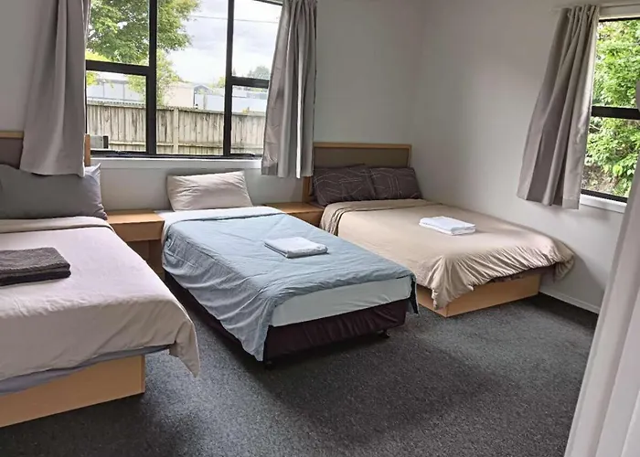 5 Bedroom House A * ロトルア